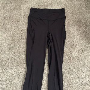 Lululemon Base Pace running tight